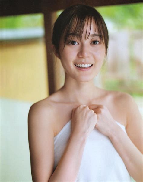 生田絵梨花おっぱい|生田絵梨花の水着姿！身長と体重・胸カップ数・写真集も総まと。